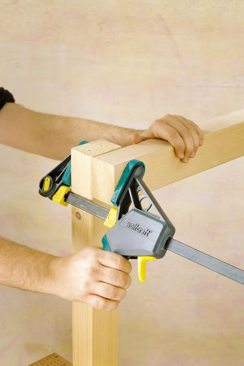 Einhandzwinge PRO 100-700