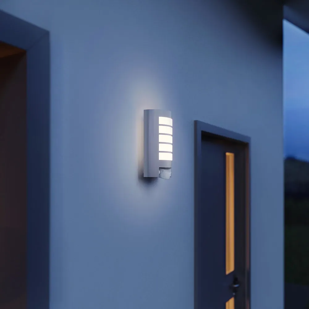 Sensor-Au&szlig;enleuchte L 12 IP44