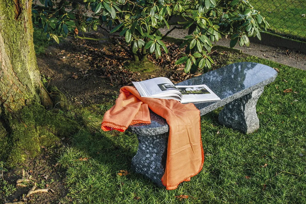 Granitbank Lyon, dunkelgrau,