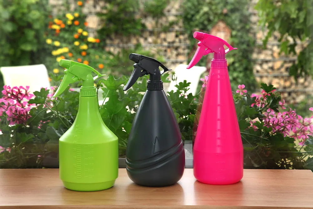 Handspr&uuml;her farbig-sort.