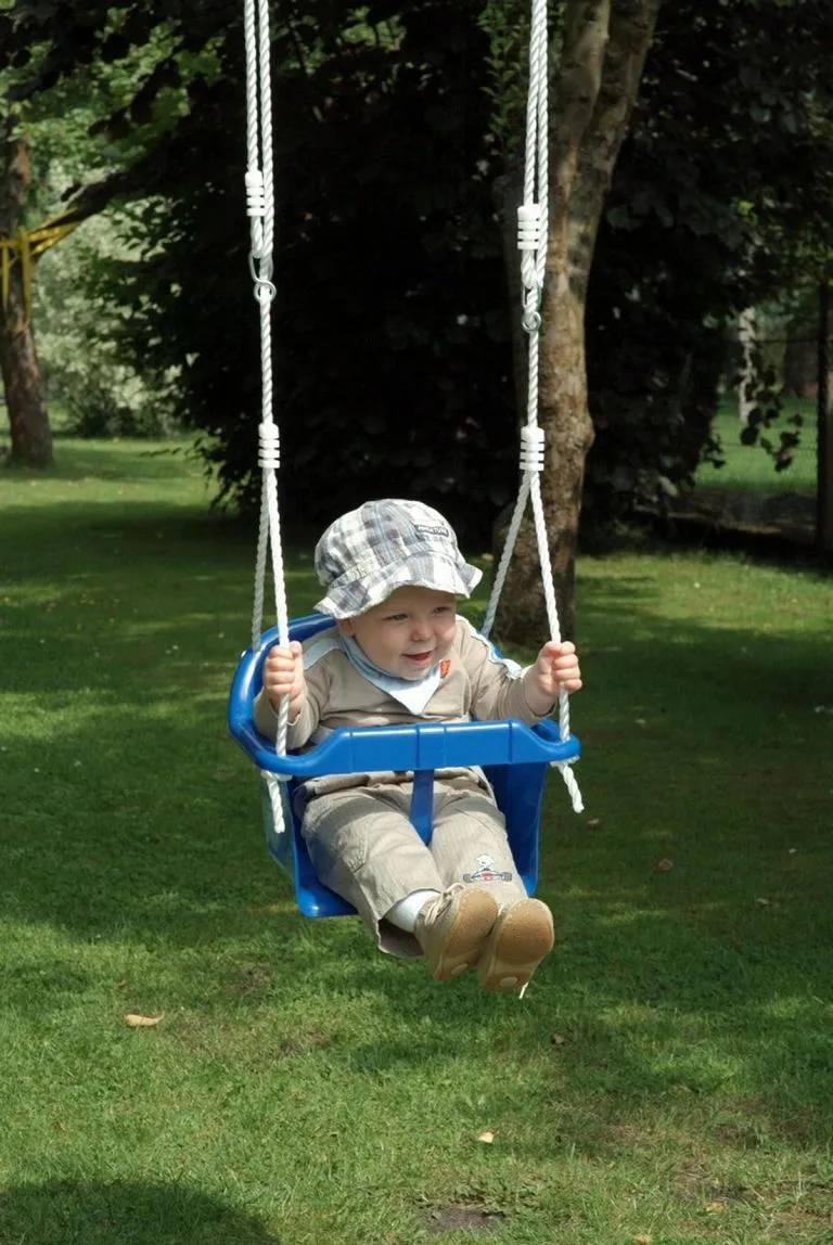 Babyschaukel aus Kunststoff