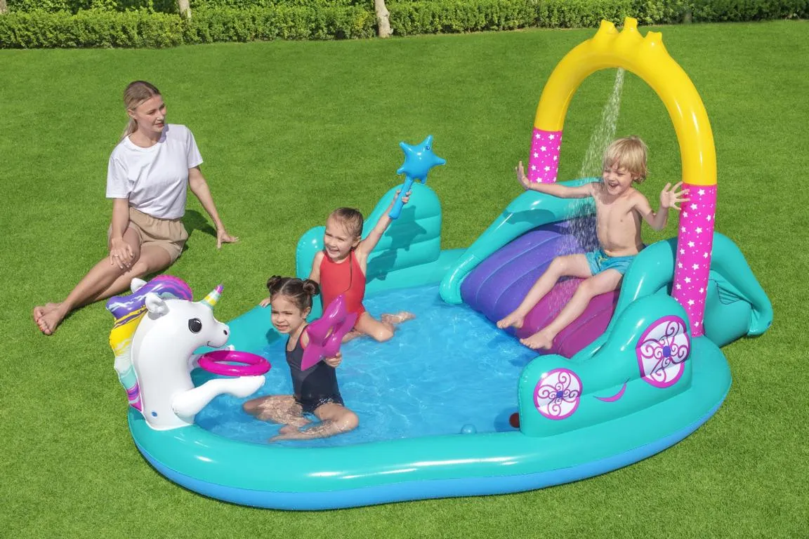 Spiel-Pool ''Unicorn''