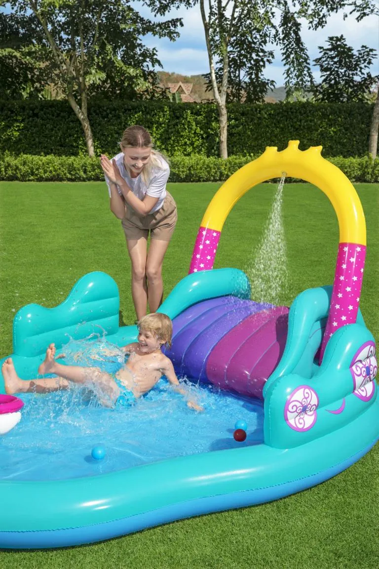 Spiel-Pool ''Unicorn''