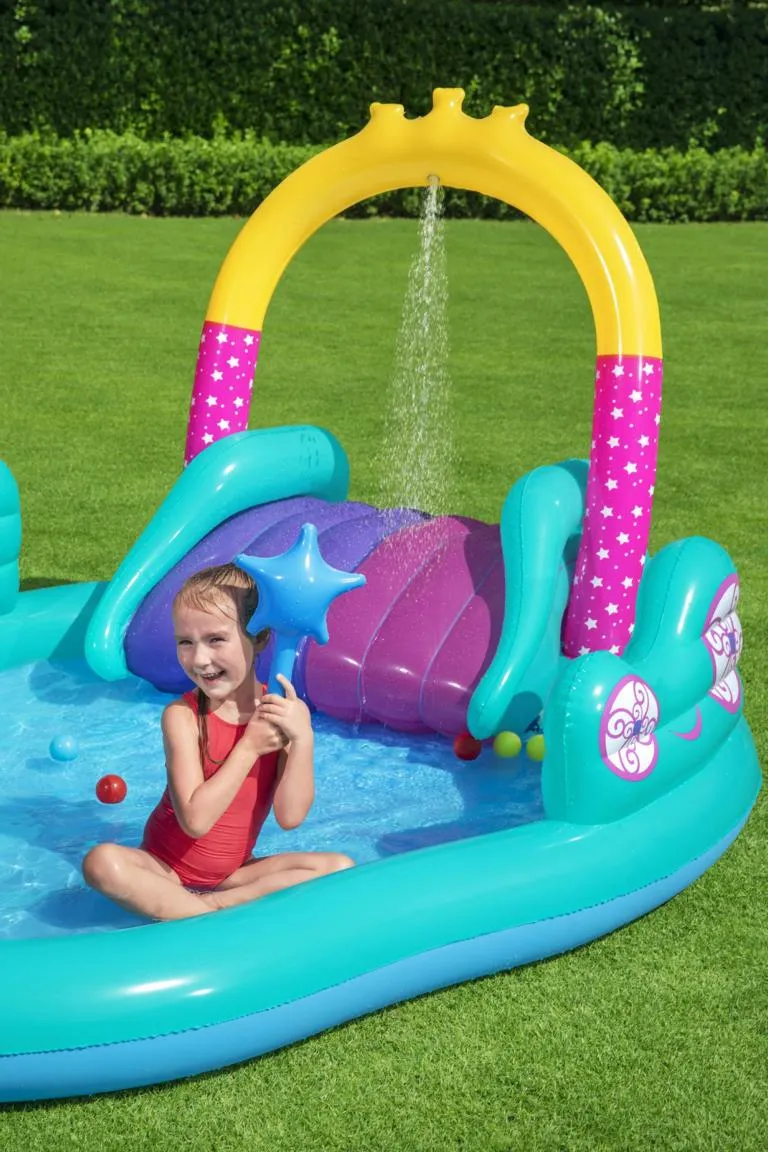 Spiel-Pool ''Unicorn''