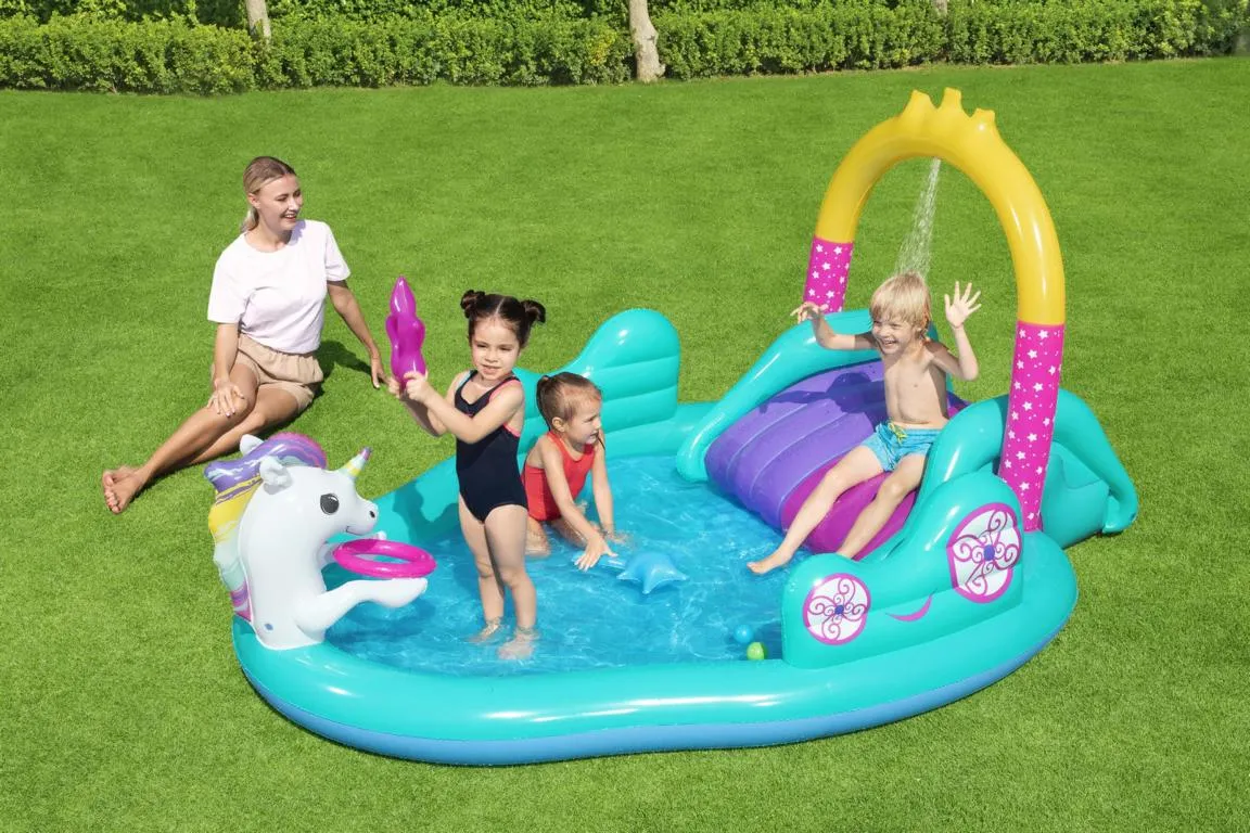 Spiel-Pool ''Unicorn''