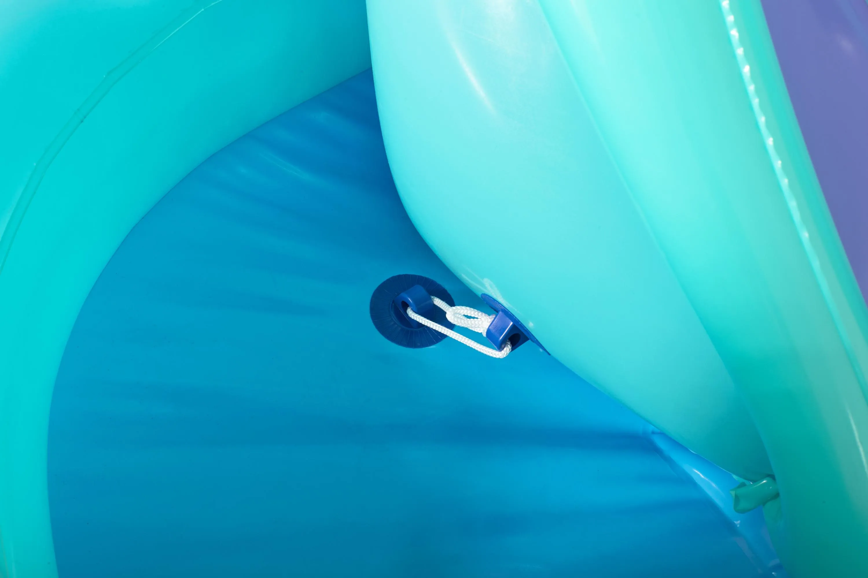 Spiel-Pool ''Unicorn''