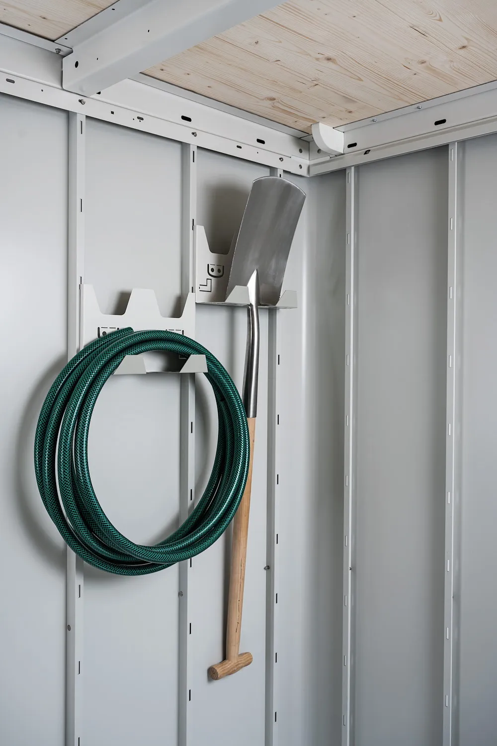 Ger&auml;tehaus Neo Ger&auml;tehalter