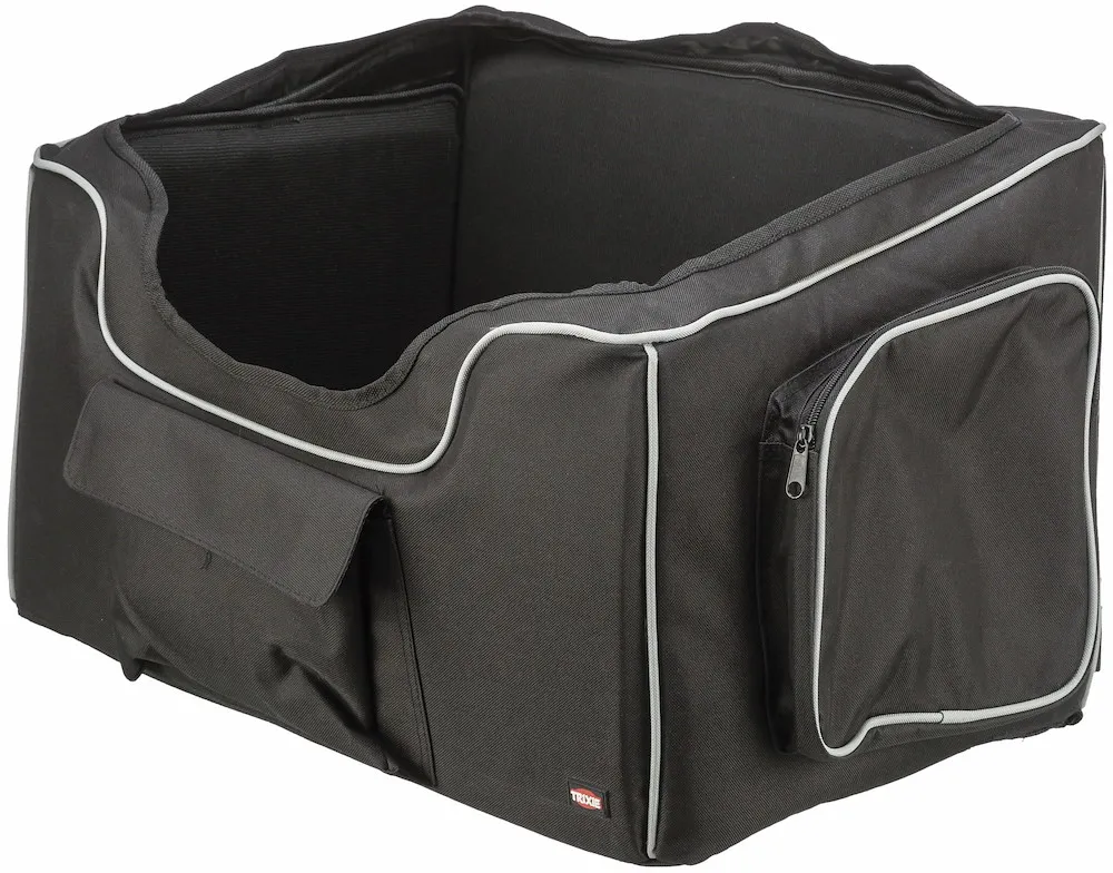 Autositz, 56 x 37 x 36 cm,