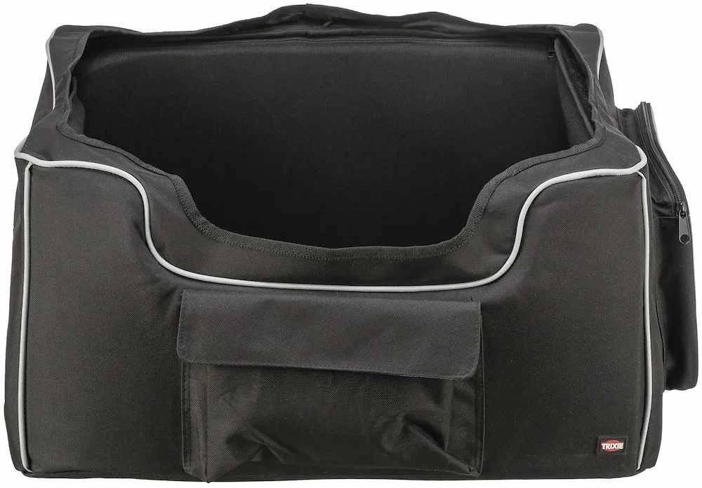 Autositz, 56 x 37 x 36 cm,