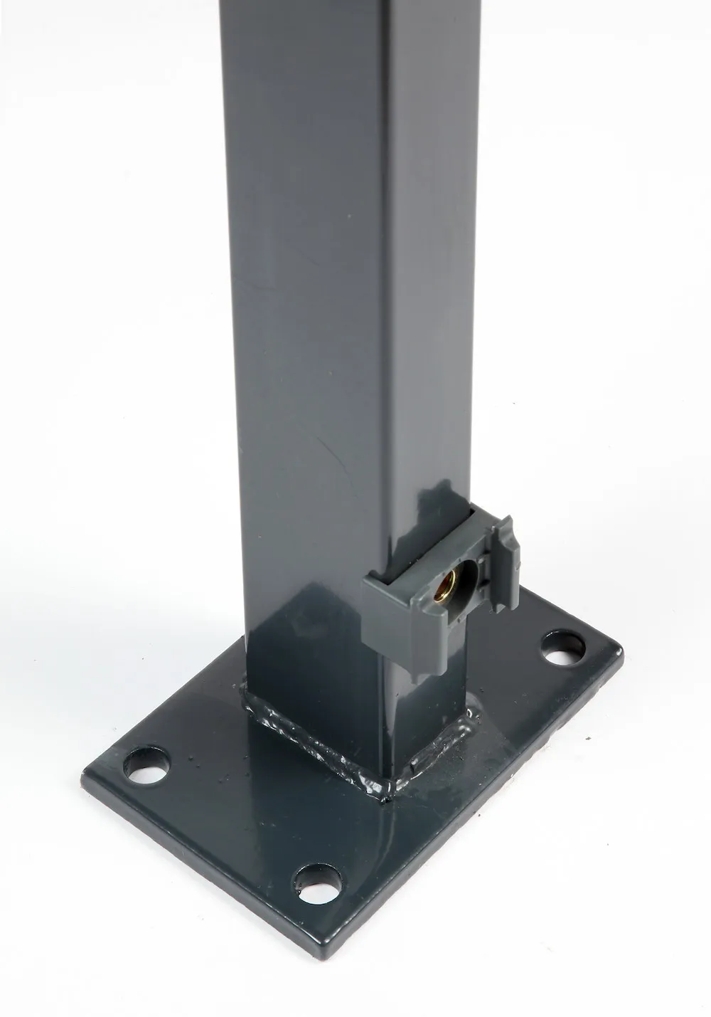 PFOSTEN 60/40, mit Bodenplatte