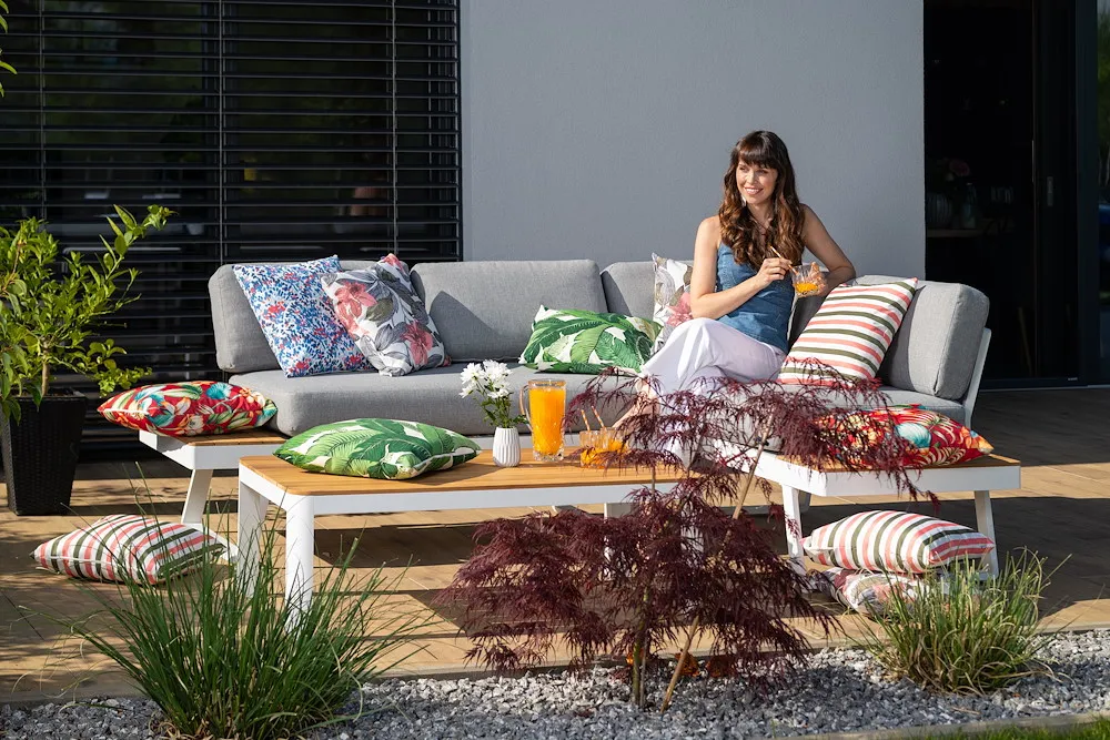 Zierkissen verst&uuml;rzt gen&auml;ht RV